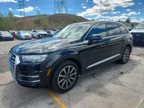 WA1LAAF76HD037332 — 2017 Audi Q7, Град (Hail), фото до ремонта