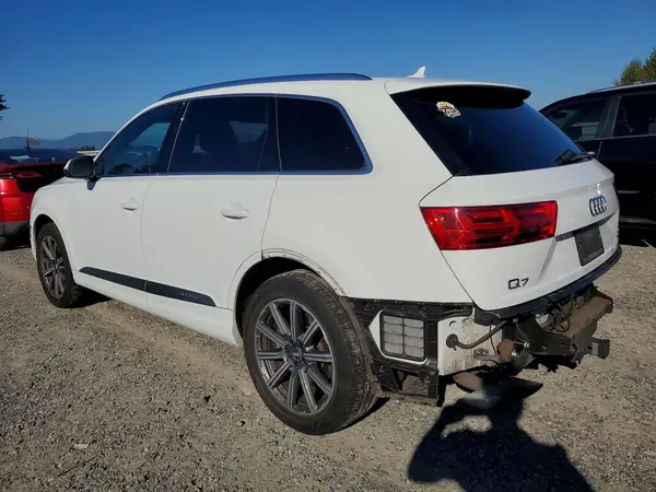 WA1VAAF7XHD046057 — 2017 Audi Q7, фото 2 с аукциона Copart 28.09.2026, Задняя часть
