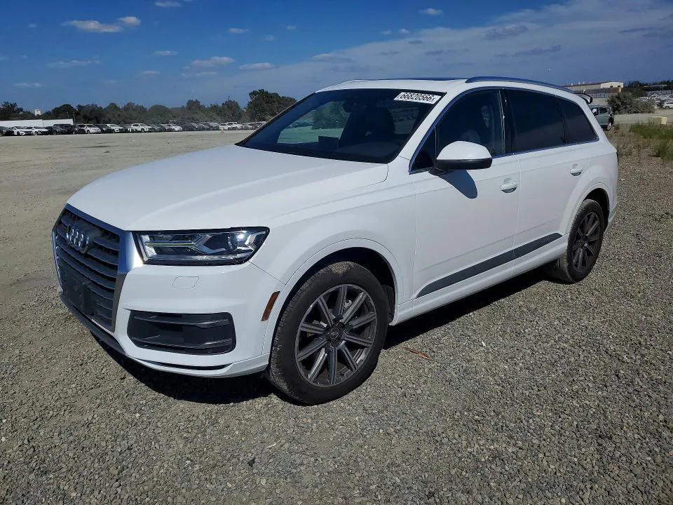 2017 Audi Q7 VIN WA1LHAF73HD055492 фото 1