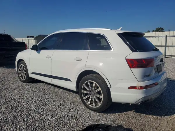WA1LAAF70HD020591 — 2017 Audi Q7, фото 2 с аукциона Copart, Боковая часть