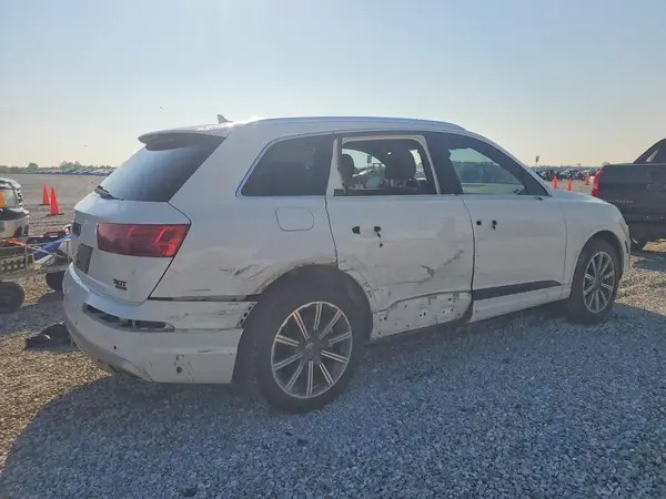 WA1LAAF70HD020591 — 2017 Audi Q7, фото 3 с аукциона Copart, Боковая часть