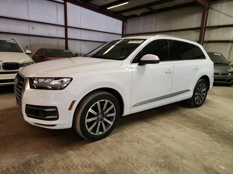 WA1VAAF79HD033364 — 2017 Audi Q7, Мелкие вмятины и царапины (Minor Dent/Scratches), фото до ремонта