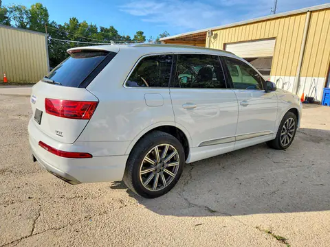 2017 AUDI Q7 VIN WA1VAAF79HD033364 фото 3