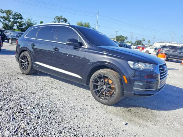 WA1LAAF77HD047142 — 2017 Audi Q7, фото 4 с аукциона Copart 13.10.2026, Естественный износ