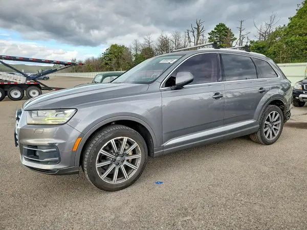 WA1VAAF73HD025566 — 2017 Audi Q7, Задняя часть (Rear End), фото до ремонта