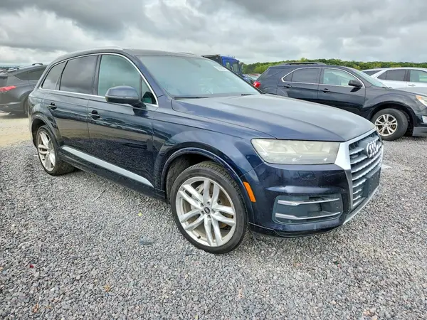 WA1VAAF74HD017394 — 2017 Audi Q7, фото 4 с аукциона Copart, Мелкие вмятины и царапины