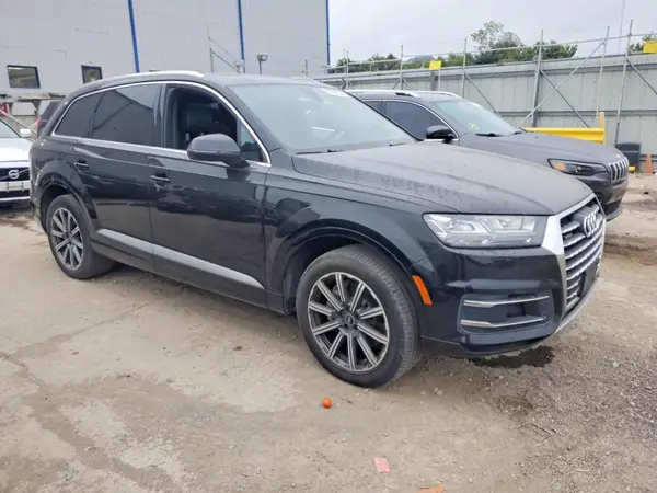 WA1VAAF70HD017957 — 2017 Audi Q7, фото 4 с аукциона Copart 30.09.2026, Вандализм