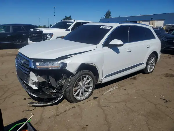WA1LAAF72HD008426 — 2017 Audi Q7, Передняя часть (Front End), фото до ремонта
