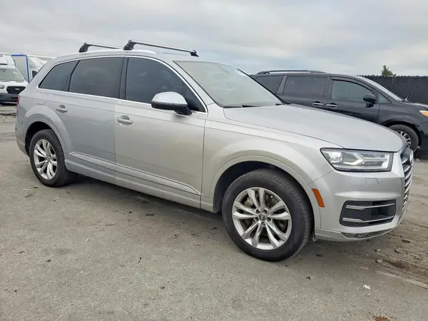 2017 AUDI Q7 VIN WA1AHAF71HD047172 фото 4