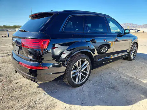 2017 Audi Q7 VIN WA1VAAF78HD057008 фото 3