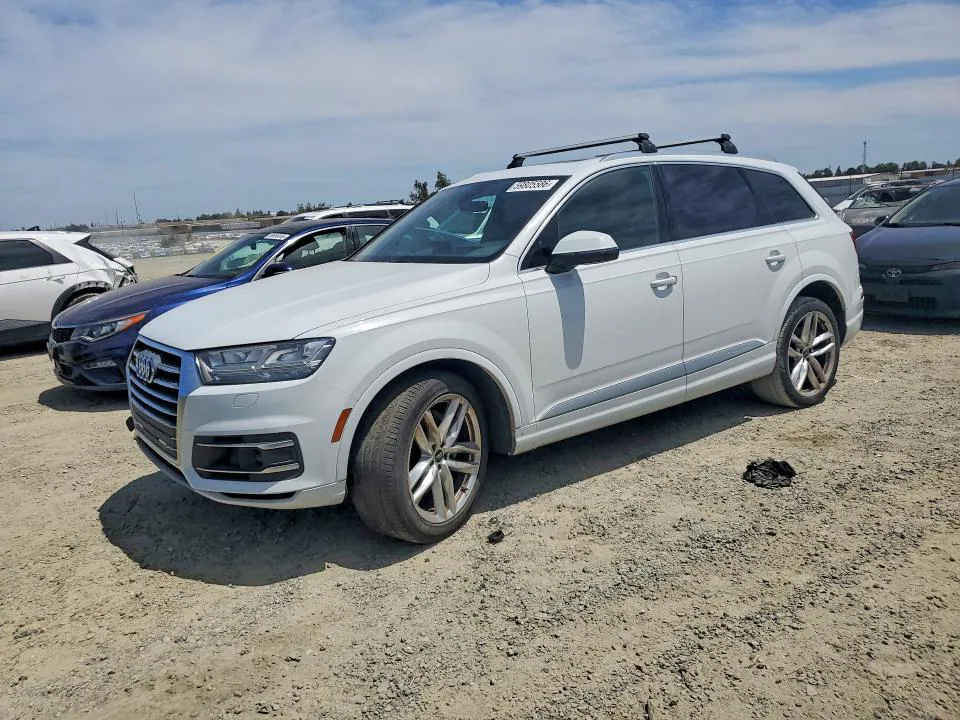 2018 Audi Q7 VIN WA1VAAF70JD029189 фото 1