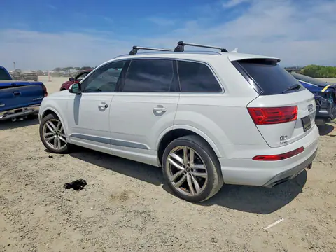 2018 Audi Q7 VIN WA1VAAF70JD029189 фото 2