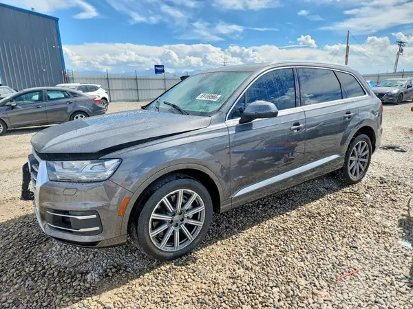 WA1VAAF79JD050252 — 2018 Audi Q7, Передняя часть (Front End), фото до ремонта