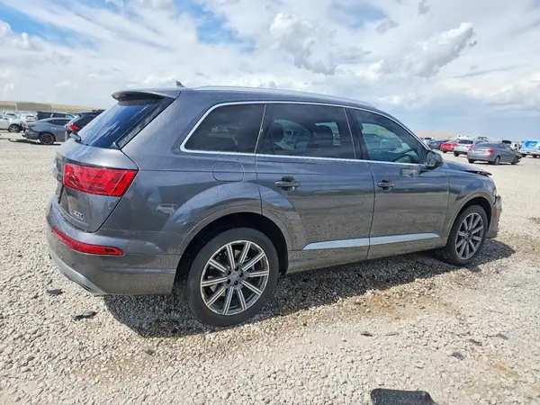 WA1VAAF79JD050252 — 2018 Audi Q7, фото 3 с аукциона Copart, Передняя часть
