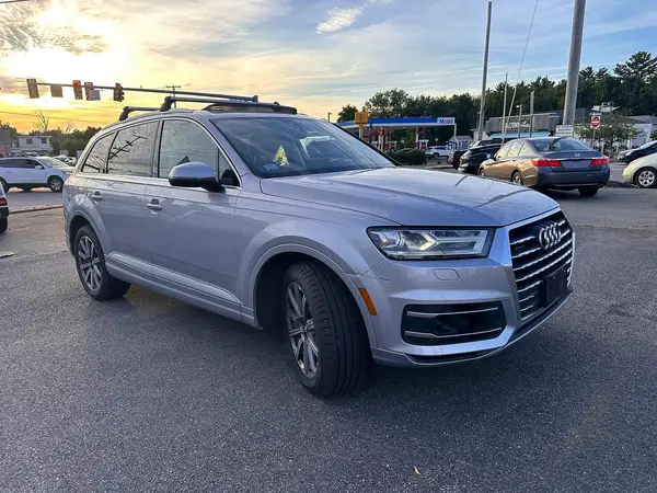 WA1LAAF73JD048990 — 2018 Audi Q7, Мелкие вмятины и царапины (Minor Dent/Scratches), фото до ремонта