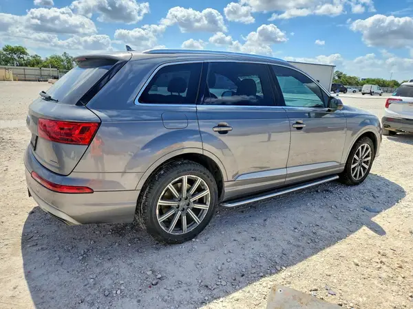 WA1LHAF73JD006959 — 2018 Audi Q7, фото 3 с аукциона Copart 01.10.2026, Механические повреждения