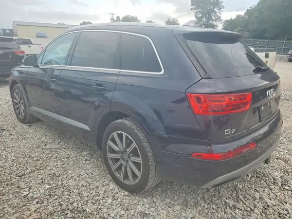 WA1VAAF73JD013780 — 2018 Audi Q7, фото 2 с аукциона Copart, Мелкие вмятины и царапины