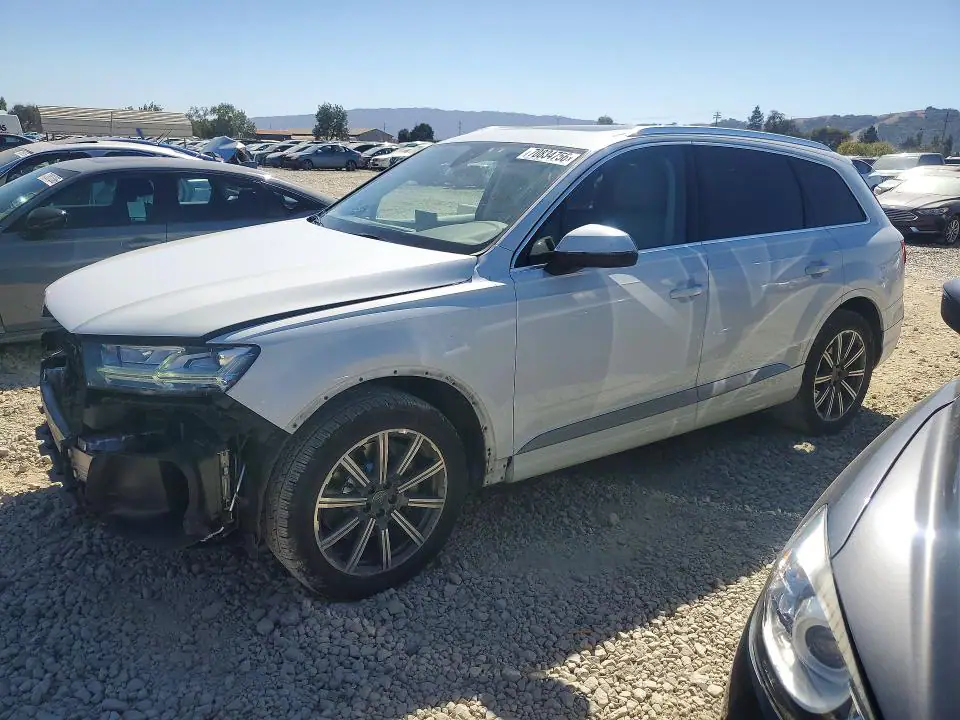 WA1LAAF72JD019531 Audi Q7 2018 — повреждение Передняя часть, фото до ремонта