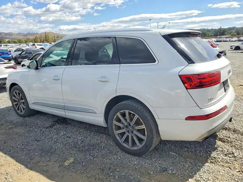 2018 Audi Q7 VIN WA1LAAF71JD044663 фото 2