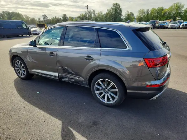 WA1LAAF76KD035846 — 2019 Audi Q7, фото 2 с аукциона Copart, Боковая часть