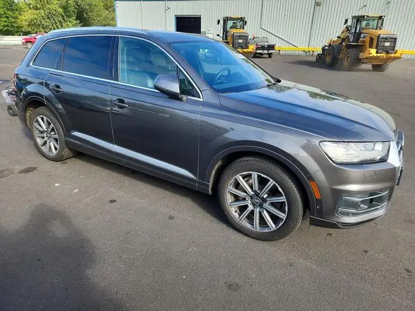 WA1LAAF76KD035846 — 2019 Audi Q7, фото 4 с аукциона Copart, Боковая часть