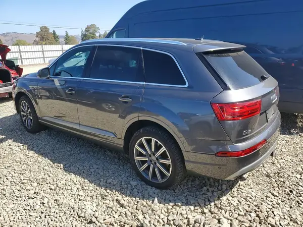 2019 AUDI Q7 VIN WA1LAAF70KD003846 фото 2