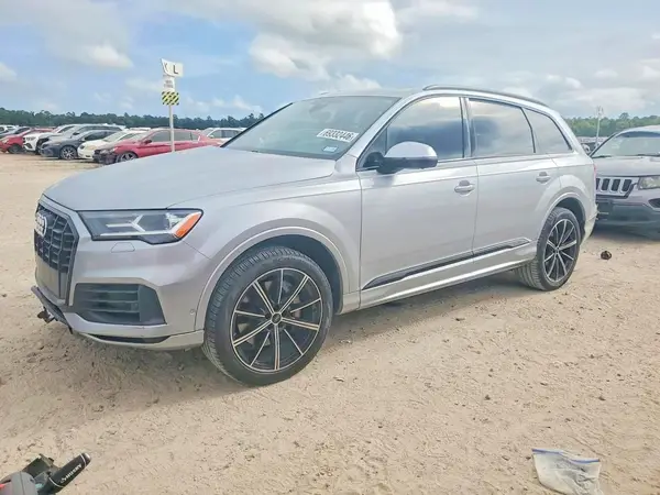 WA1LXAF70MD014346 — 2021 Audi Q7, Передняя часть (Front End), фото до ремонта