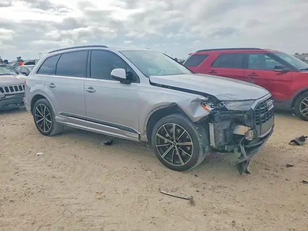 WA1LXAF70MD014346 — 2021 Audi Q7, фото 4 с аукциона Copart 04.10.2026, Передняя часть