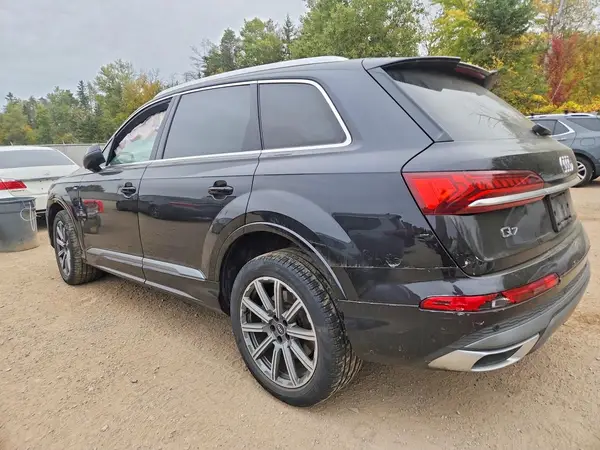 WA1MXAF76MD033908 — 2021 Audi Q7, фото 2 с аукциона Copart 01.10.2026, Передняя часть