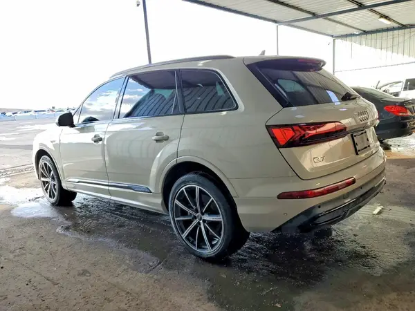 WA1LXBF77ND006056 — 2022 Audi Q7, фото 2 с аукциона Copart 01.10.2026, Механические повреждения