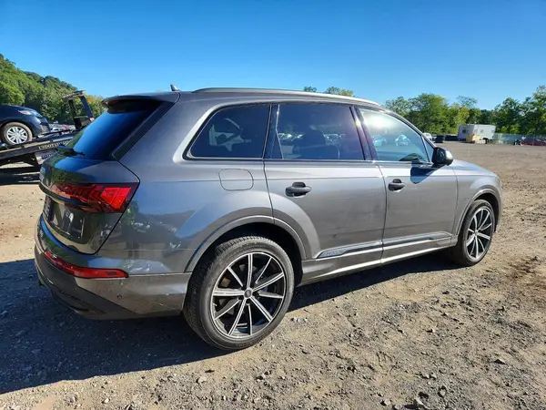 WA1VXBF77RD002880 — 2024 Audi Q7, фото 3 с аукциона Copart, Боковая часть