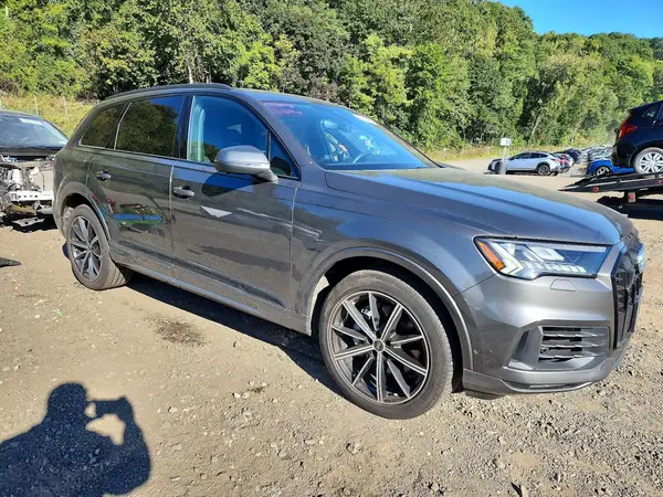 WA1VXBF77RD002880 — 2024 Audi Q7, фото 4 с аукциона Copart, Боковая часть