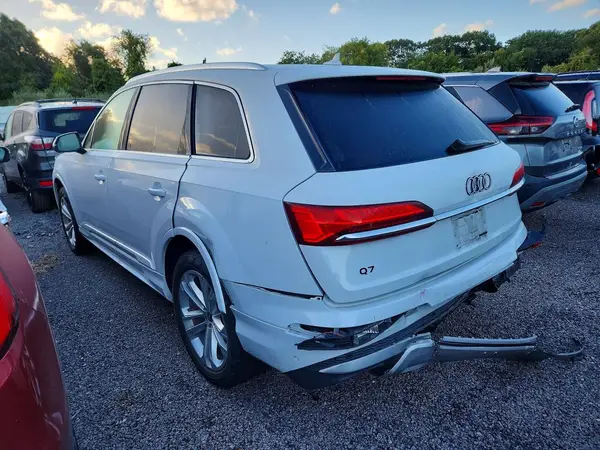 WA1LCBF7XSD020802 — 2025 Audi Q7, фото 2 с аукциона Copart, Задняя часть