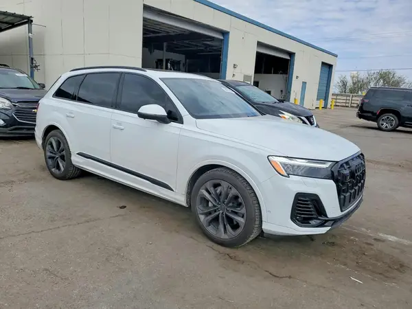 WA1VVBF78TD002299 — 2026 Audi Q7, фото 4 с аукциона Copart, Мелкие вмятины и царапины
