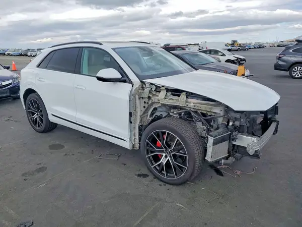 WA1FVAF13KD028415 — 2019 Audi Q8, фото 4 с аукциона Copart, Передняя часть