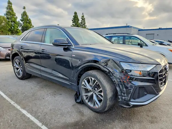 WA1EVBF16PD043788 — 2023 Audi Q8, фото 4 с аукциона Copart, Передняя часть