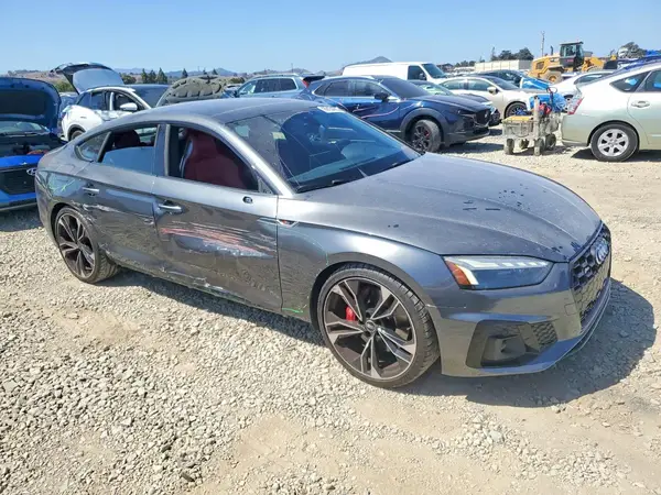WAUC4CF52NA006998 — 2022 Audi S5, фото 4 с аукциона Copart, Боковая часть