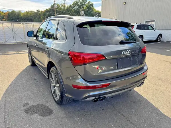 WA1CCAFP7GA037916 — 2016 Audi SQ5, фото 2 с аукциона Copart 13.10.2026, Мелкие вмятины и царапины