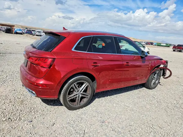 WA1A4BFY1J2152466 — 2018 Audi SQ5, фото 3 с аукциона Copart, Передняя часть