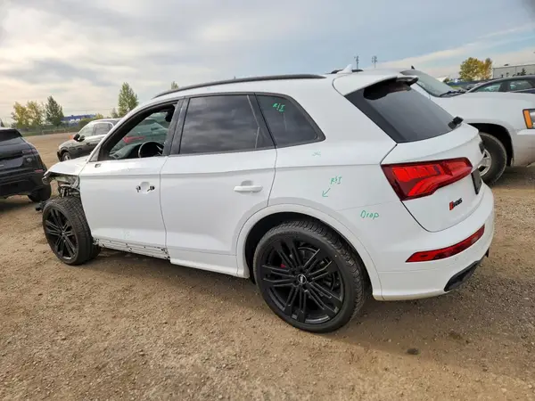 WA1C4AFY9J2078216 — 2018 Audi SQ5, фото 2 с аукциона Copart 29.09.2026, Передняя часть