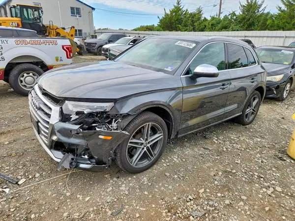 WA1B4AFYXL2022235 — 2020 Audi SQ5, Передняя часть (Front End), фото до ремонта
