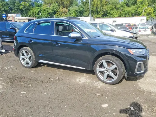 WA1A4AFY3M2008089 — 2021 Audi SQ5, фото 4 с аукциона Copart, Передняя часть