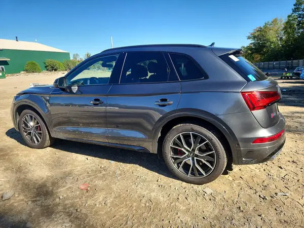 WA1C4AFY5P2118087 — 2023 Audi SQ5, фото 2 с аукциона Copart, Передняя часть