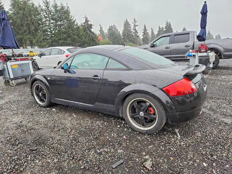 TRUWT28N421036922 — 2002 Audi TT, фото 2 с аукциона Copart 06.10.2026, Механические повреждения