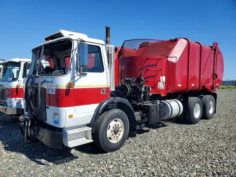 5VCDC6JF48H205903 — 2008 Autocar LLC Xpeditor, Боковая часть (Side), фото до ремонта