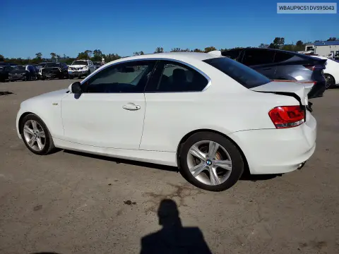2013 BMW 128 I VIN WBAUP9C51DVS95043 фото 2