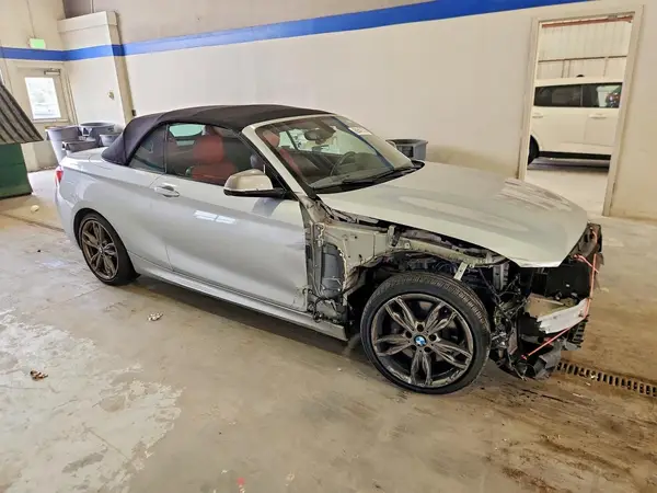 WBA1M5C51GV769257 — 2016 BMW 2ER, фото 4 с аукциона Copart, Передняя часть