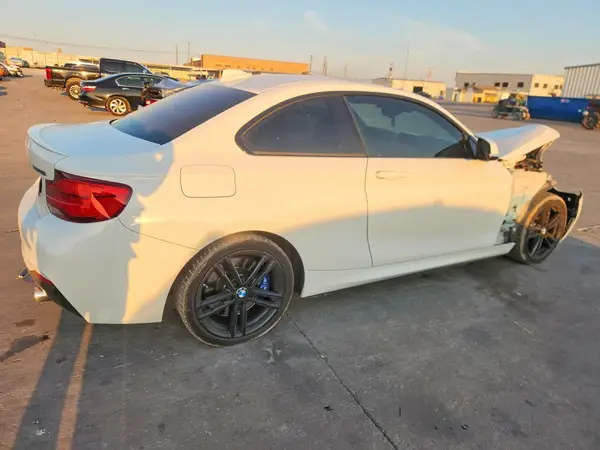 WBA2J7C55KVD61106 — 2019 BMW 2ER, фото 3 с аукциона Copart 05.10.2026, Передняя часть