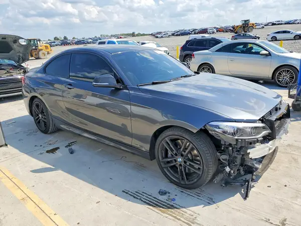 WBA2J7C01L7E30495 — 2020 BMW 2ER, фото 4 с аукциона Copart 08.10.2026, Передняя часть