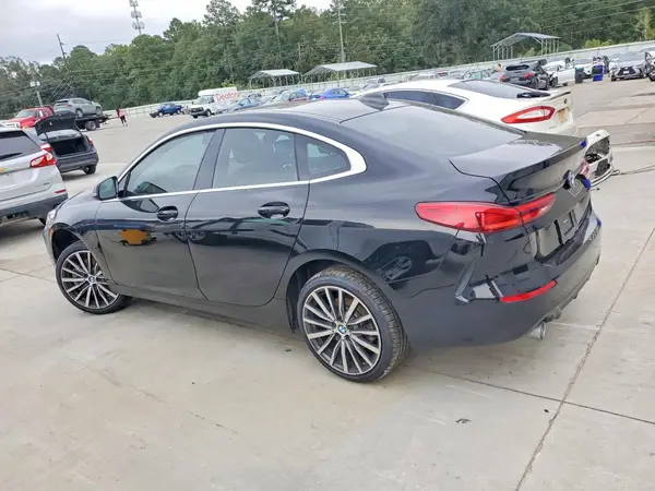 WBA53AK0XM7H82661 — 2021 BMW 2ER, фото 2 с аукциона Copart, Передняя часть